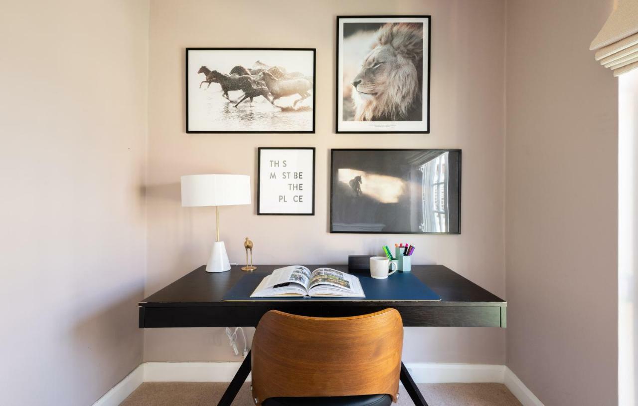 Apartamento The King's Road Escape - Modern 2bdr Townhouse With Rooftop Terrace *